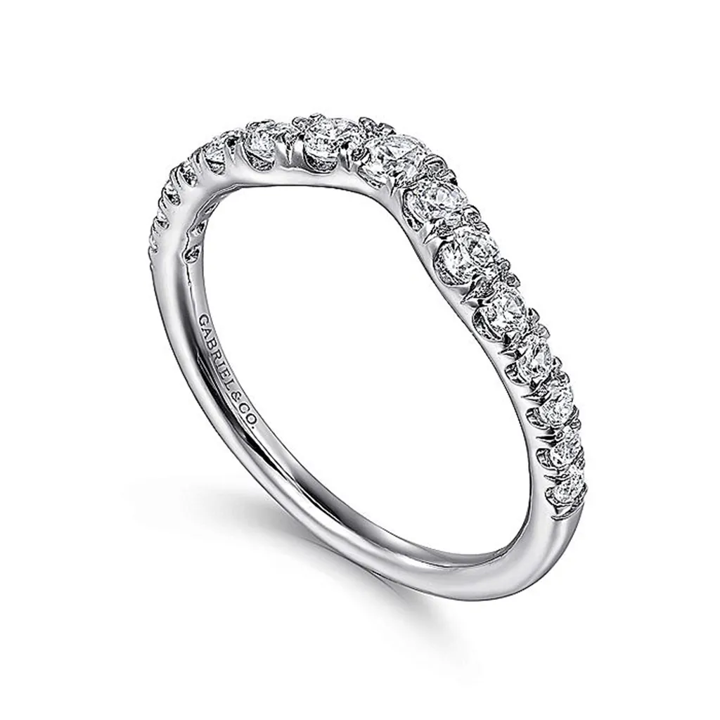 14K White Gold Curved French Pav Diamond Wedding Band