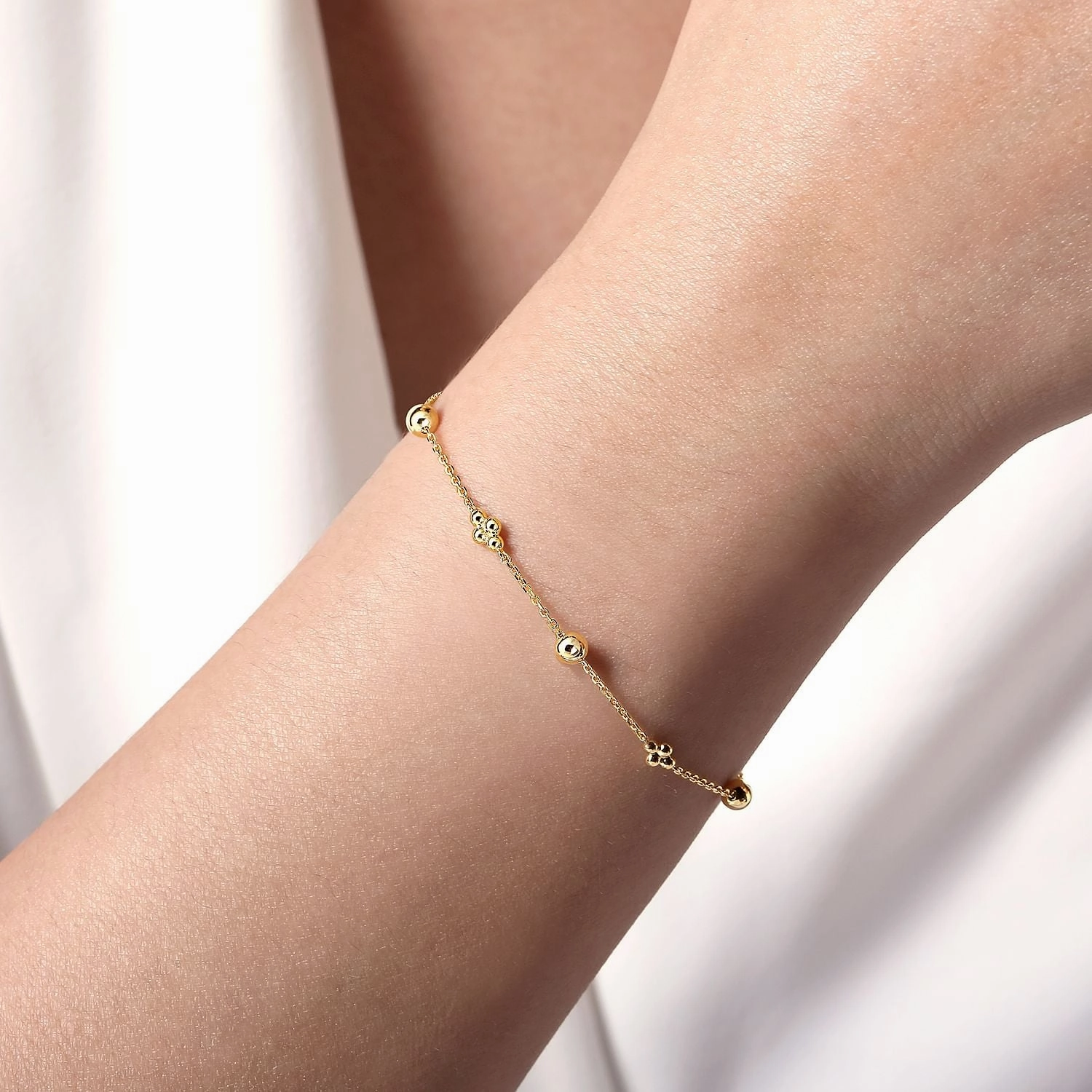 14K Yellow Gold Bujukan Beads Station Bracelet