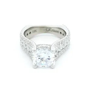 18K White Gold Classic Round Natural Diamond Engagement Ring