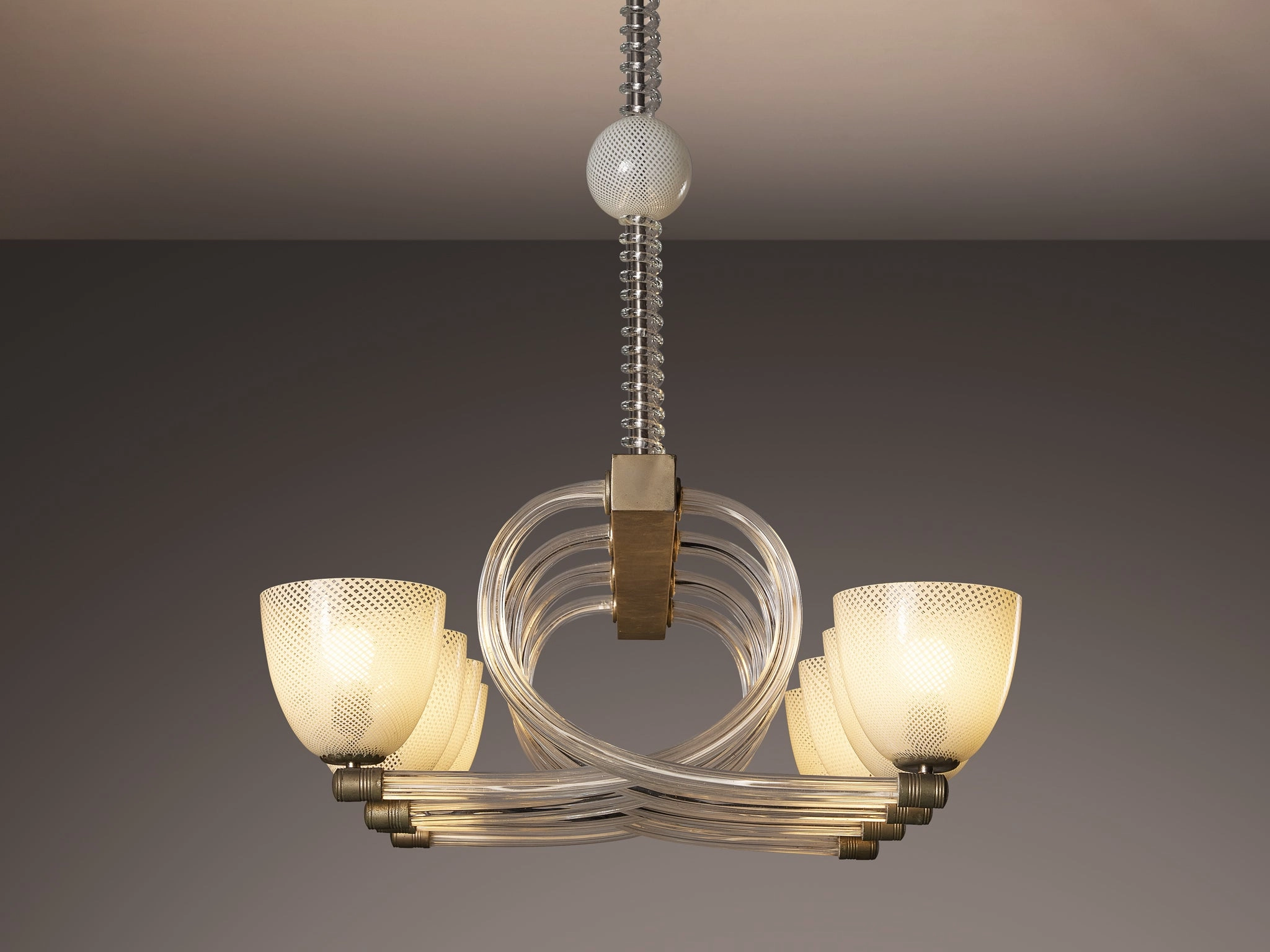 1930s Seguso Murano Grand Chandelier in Murano Glass