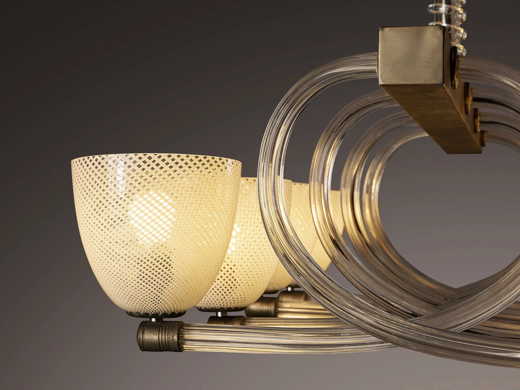 1930s Seguso Murano Grand Chandelier in Murano Glass
