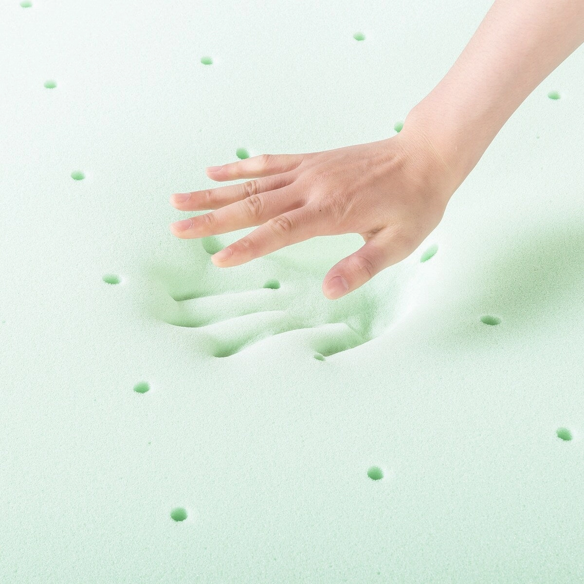 4 Inch Ventilated Memory Foam Mattress Topper with Calming Green Tea Infusion