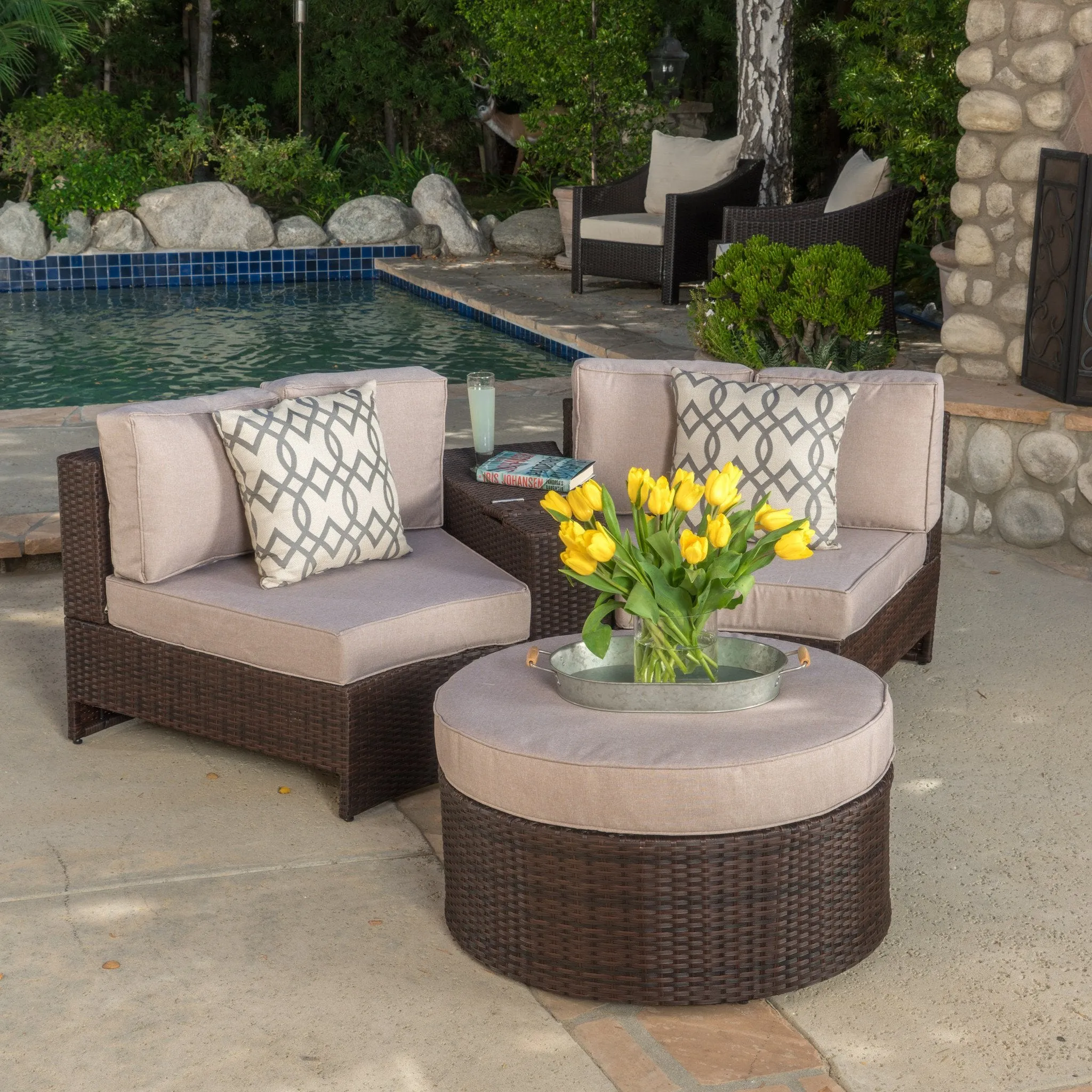 4pc Outdoor Chat Set w/ Storage Trunk - NH050992 patio chairs, outdoor seating