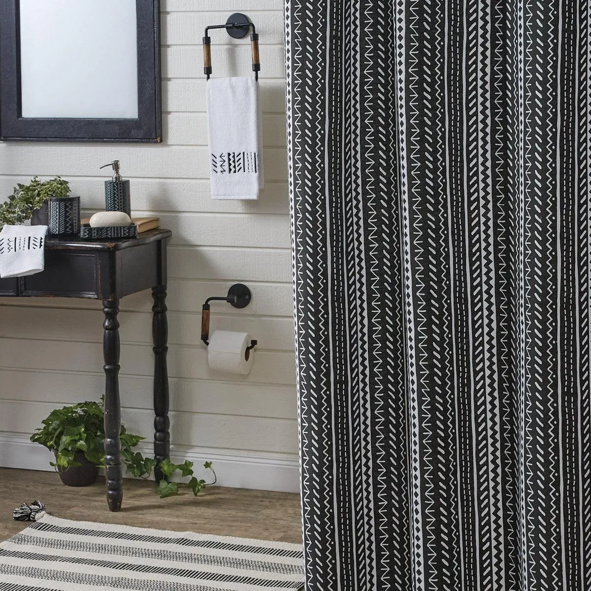 Amaya Aztec Bath Towel Collection