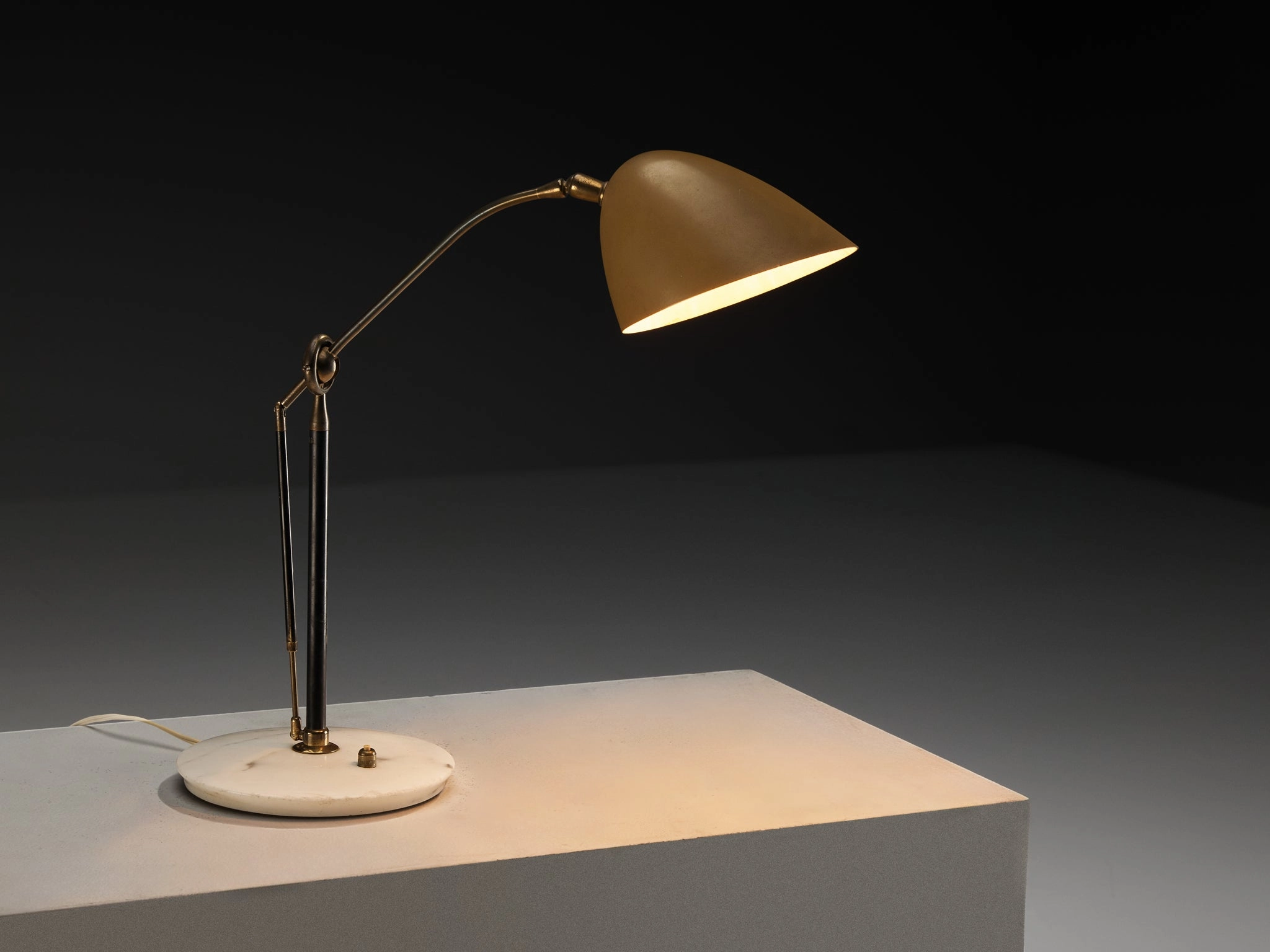 Angelo Lelii for Arredoluce Rare Table Lamp in Marble and Brass