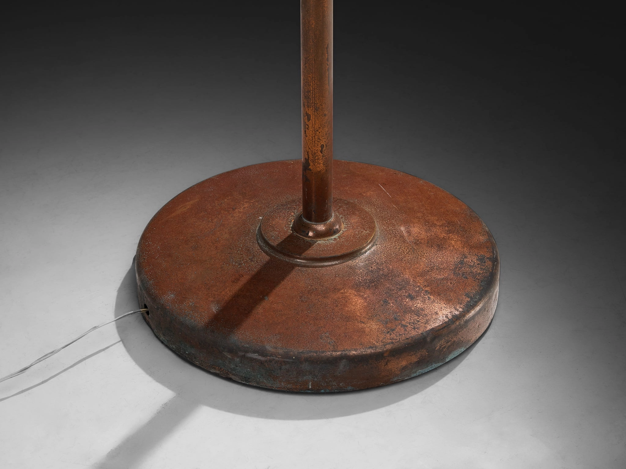 Art Deco Italian Floor Lamp in Copper