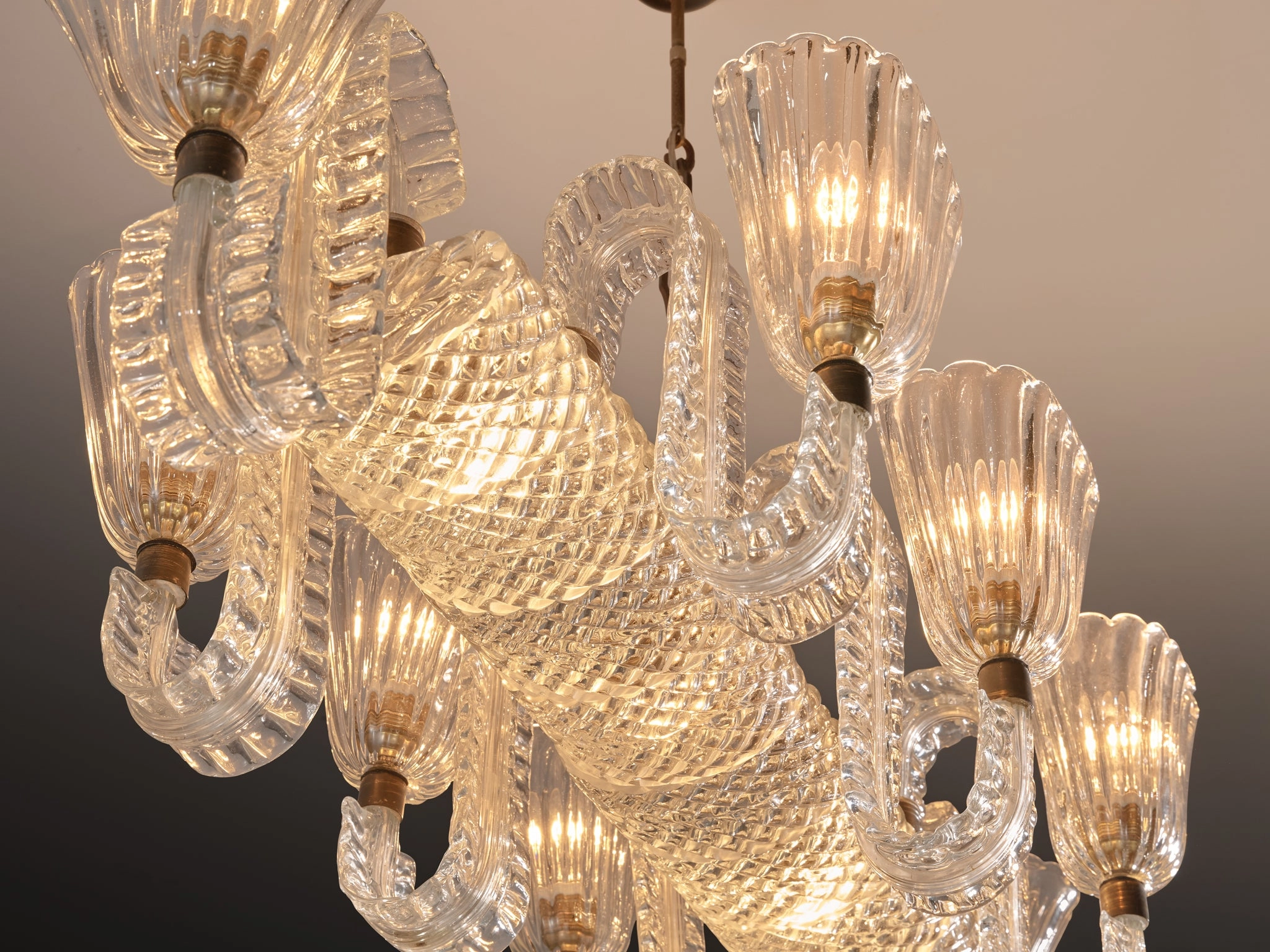 Barovier & Toso Large Italian Chandelier in Crystal Glass and Brass