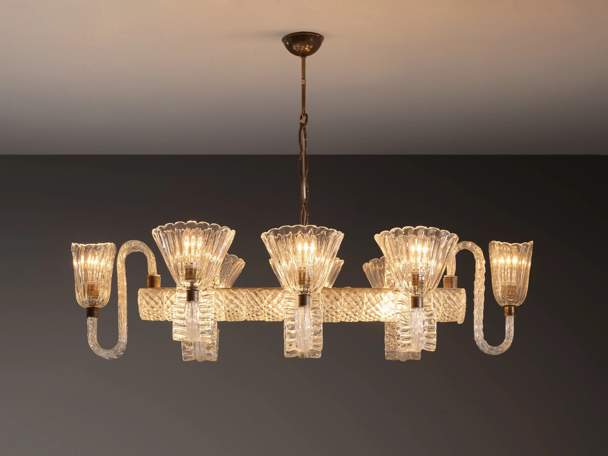 Barovier & Toso Large Italian Chandelier in Crystal Glass and Brass