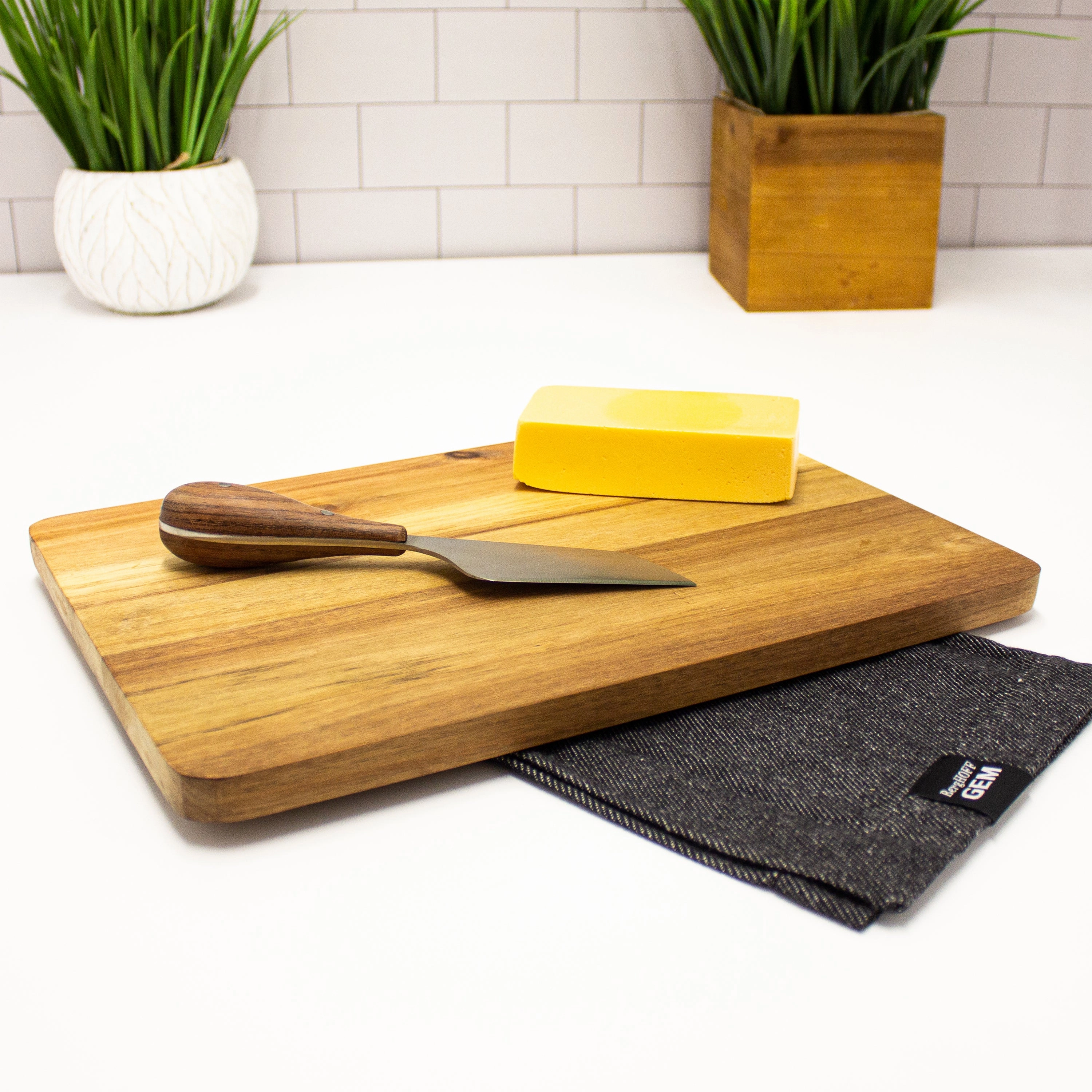 BergHOFF Bamboo 3Pc Rectangle Board  and Aaron Probyn Cheese Knives Set
