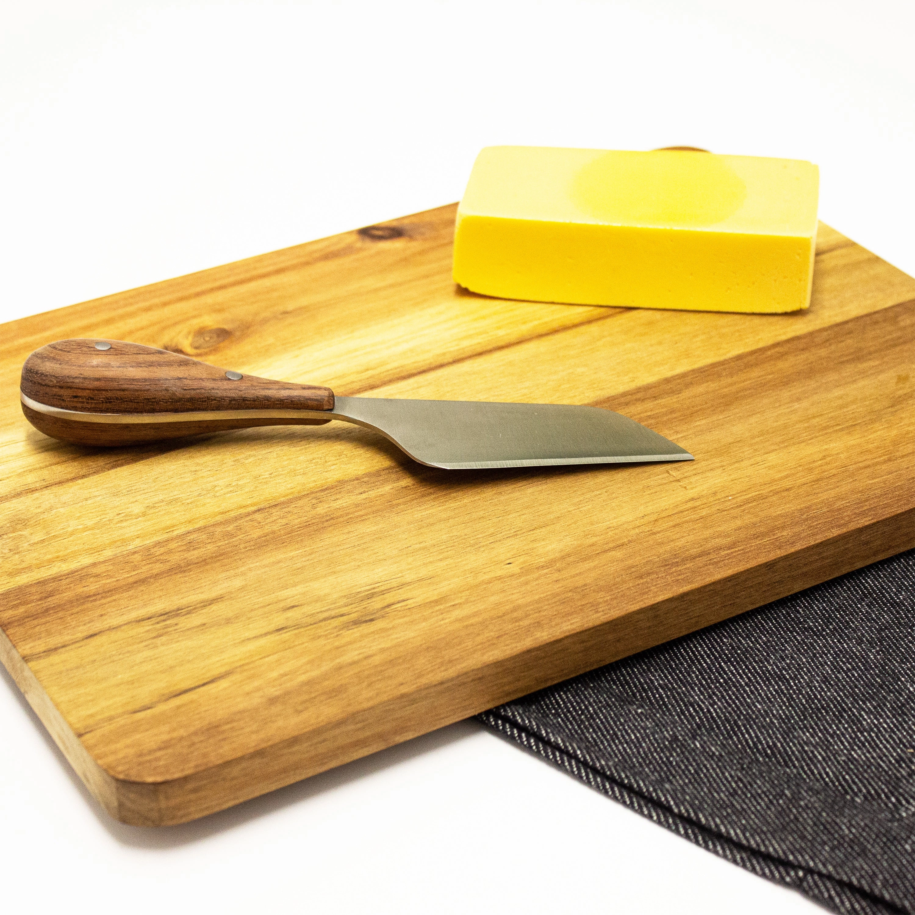 BergHOFF Bamboo 3Pc Rectangle Board  and Aaron Probyn Cheese Knives Set