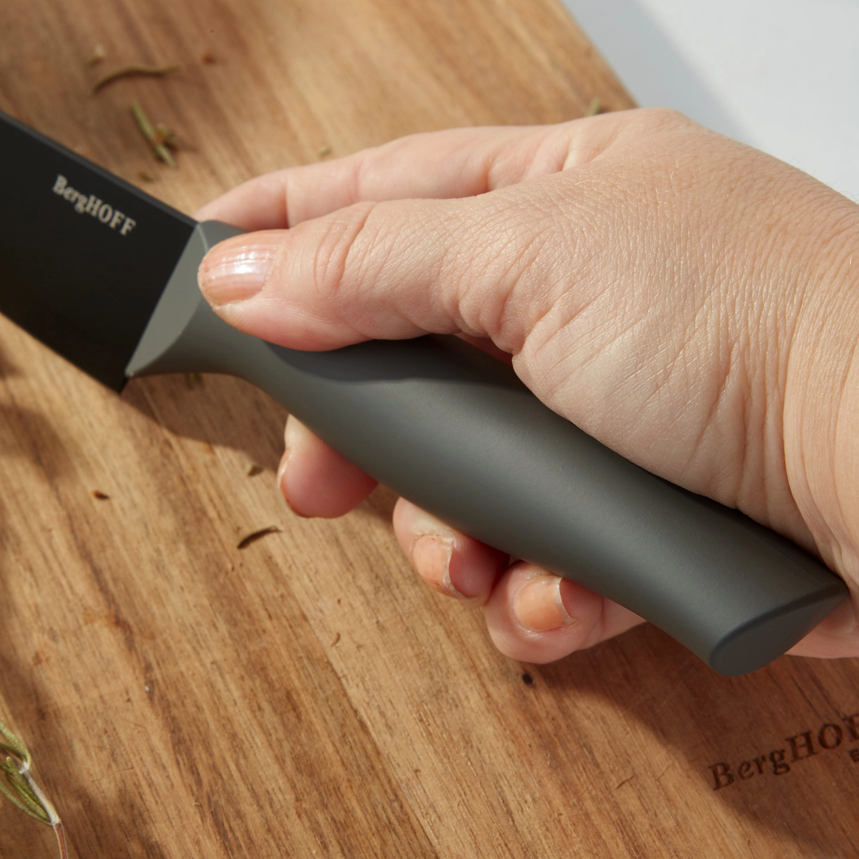 BergHOFF DiNA Vector Nonstick Stainless Steel Chef's Knife, 5"