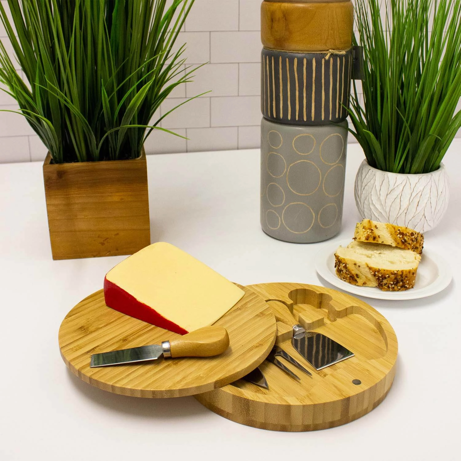 BergHOFF Stainless Steel 6pc Cheese Knives and Bamboo Round Board Set, 8.7x1.5"
