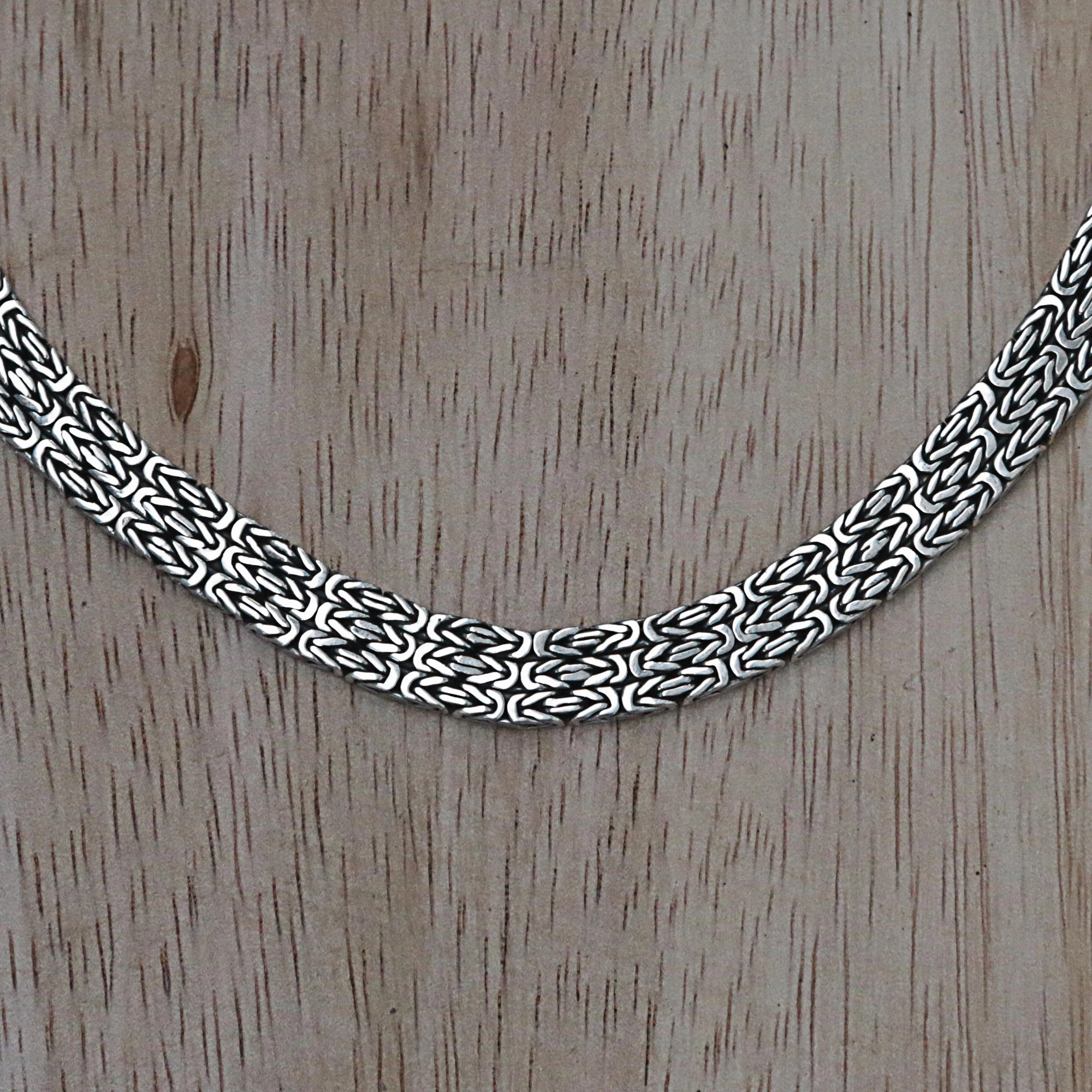 Borobudur Links Silver Chain Necklace