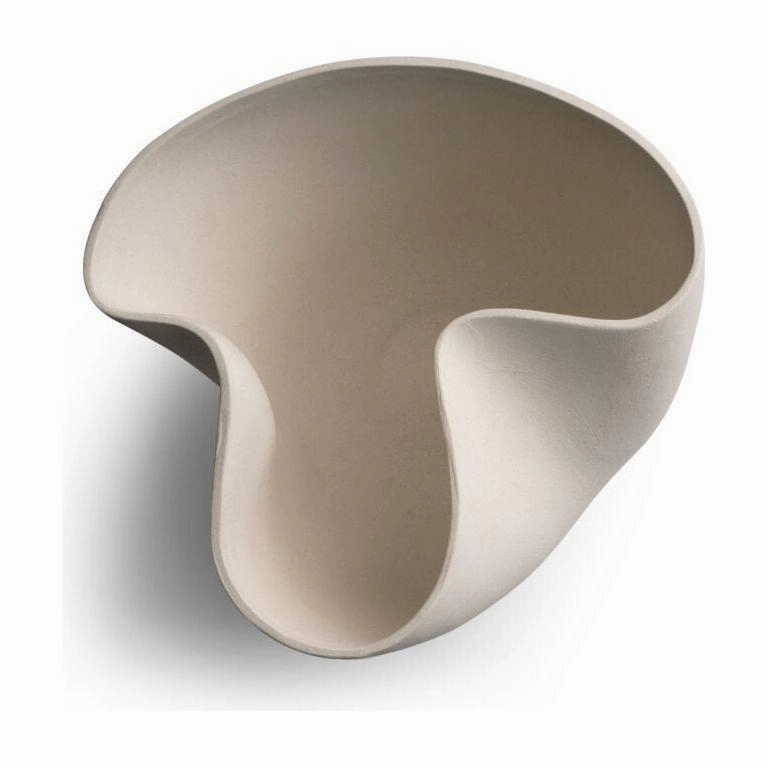 Carmen Vase