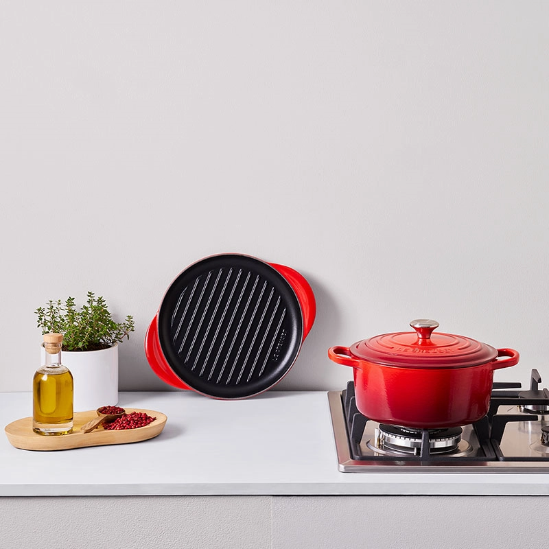 Cast Iron 2 Piece Cookware Set, Cerise