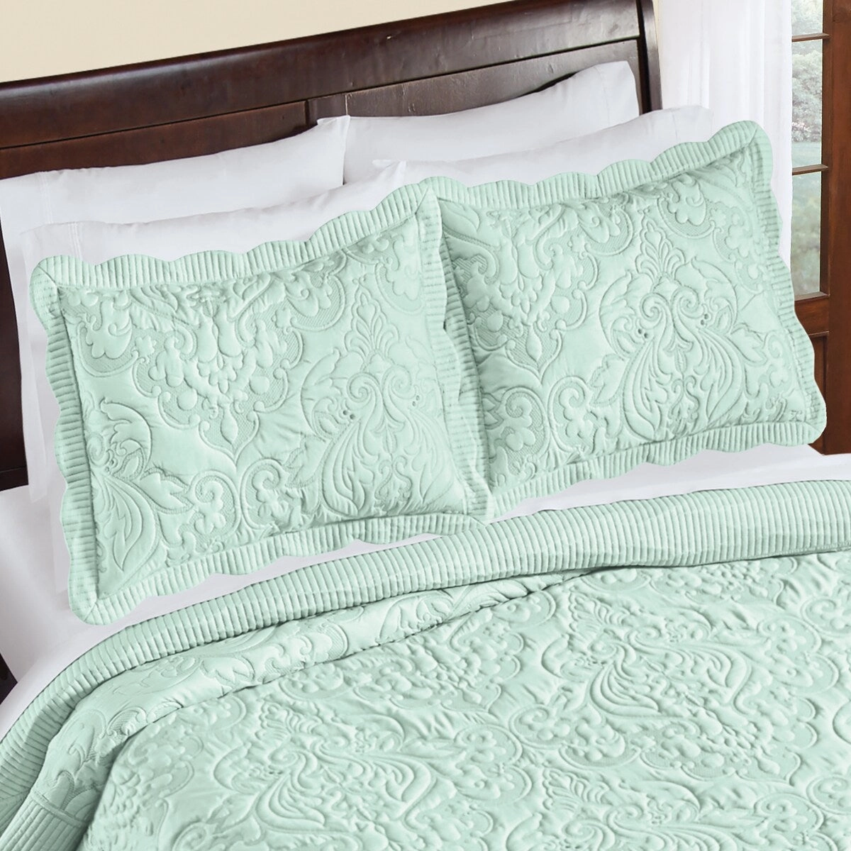 Catherine Embroidered Medallion Scalloped Edge Pillow Sham