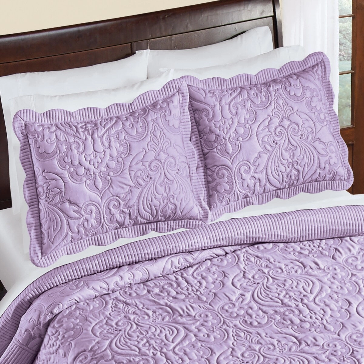 Catherine Embroidered Medallion Scalloped Edge Pillow Sham