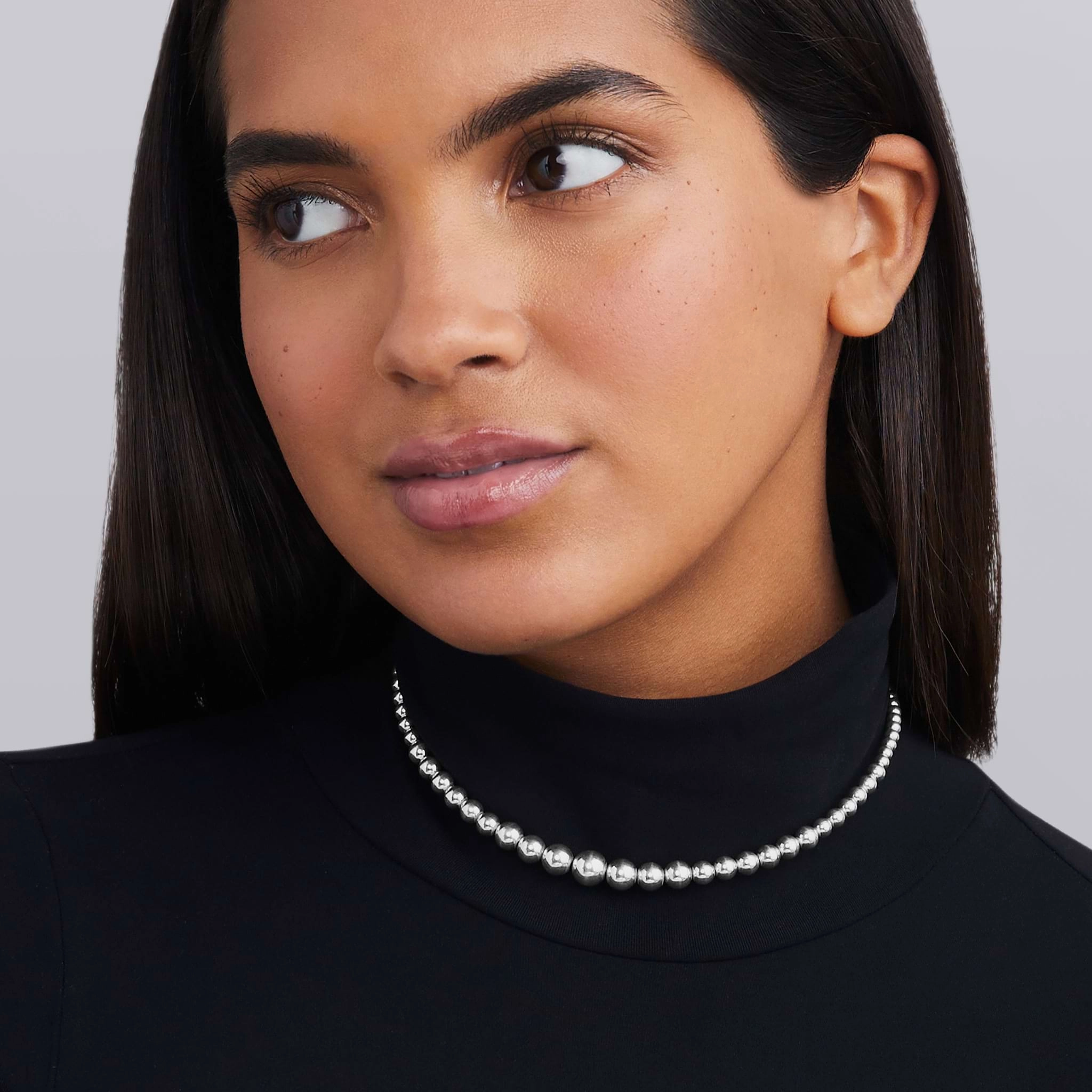 Caviar Bubbly Petite Silver Graduated Bead Necklace