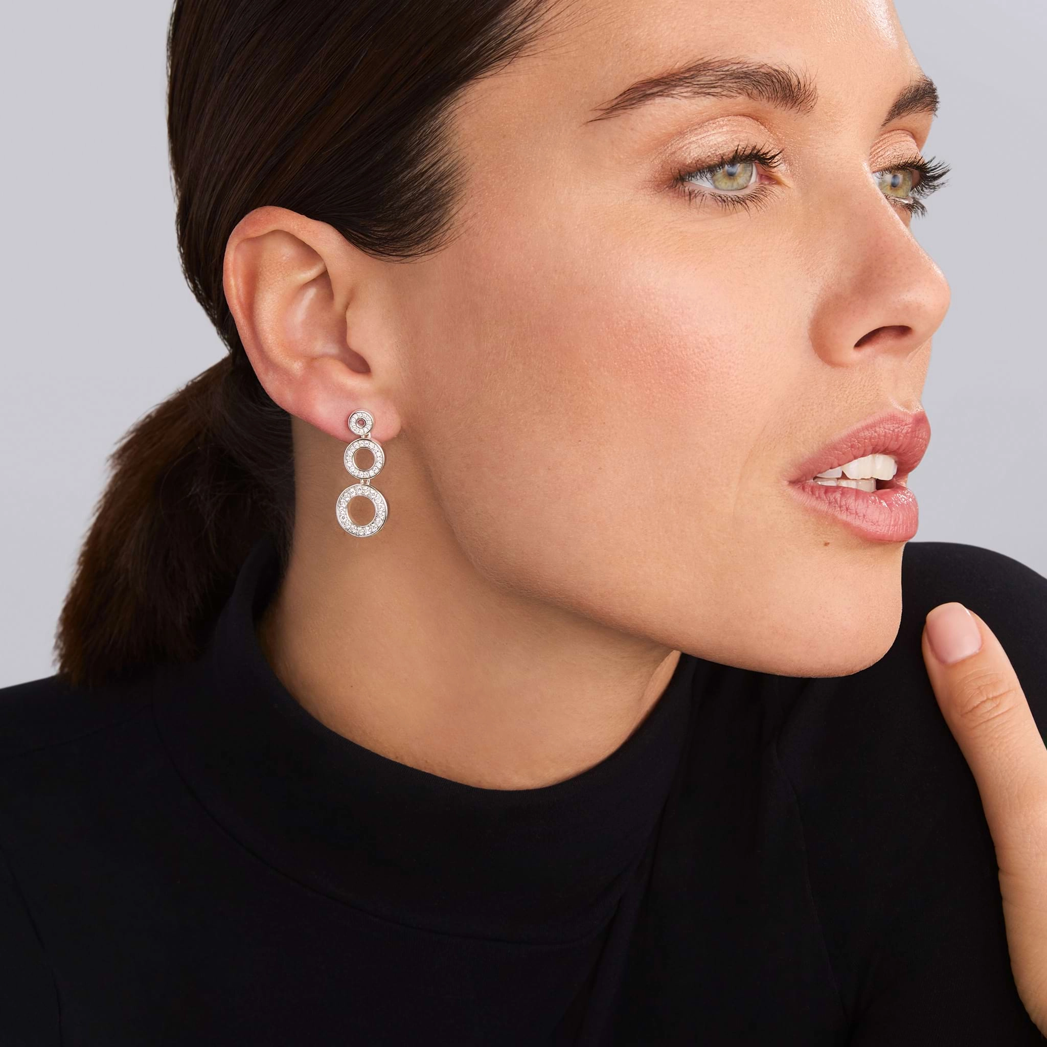 Caviar Spark Diamond Circle Drop Earrings