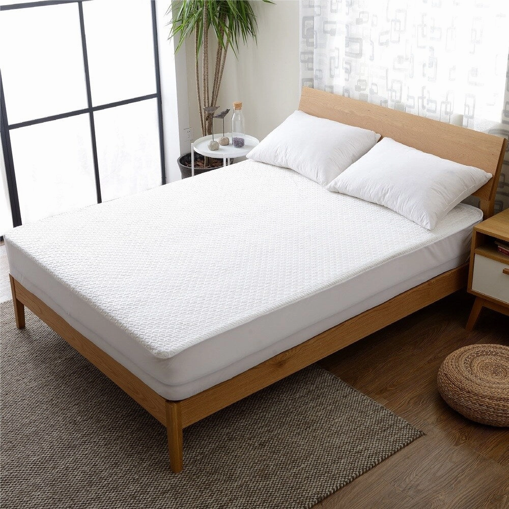 Cheer Collection Air Flow Waterproof Mattress Protector