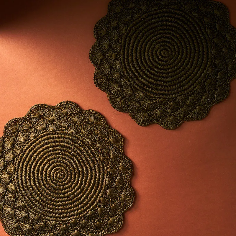 Clara Set of 2 Woven Placemats, D39cm, Forest