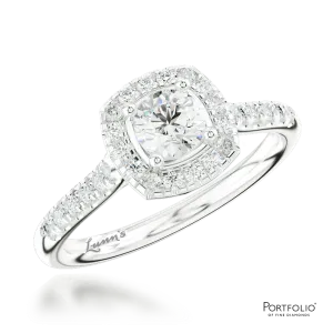 Cluster 0.30ct E SI1 Diamond Platinum Ring