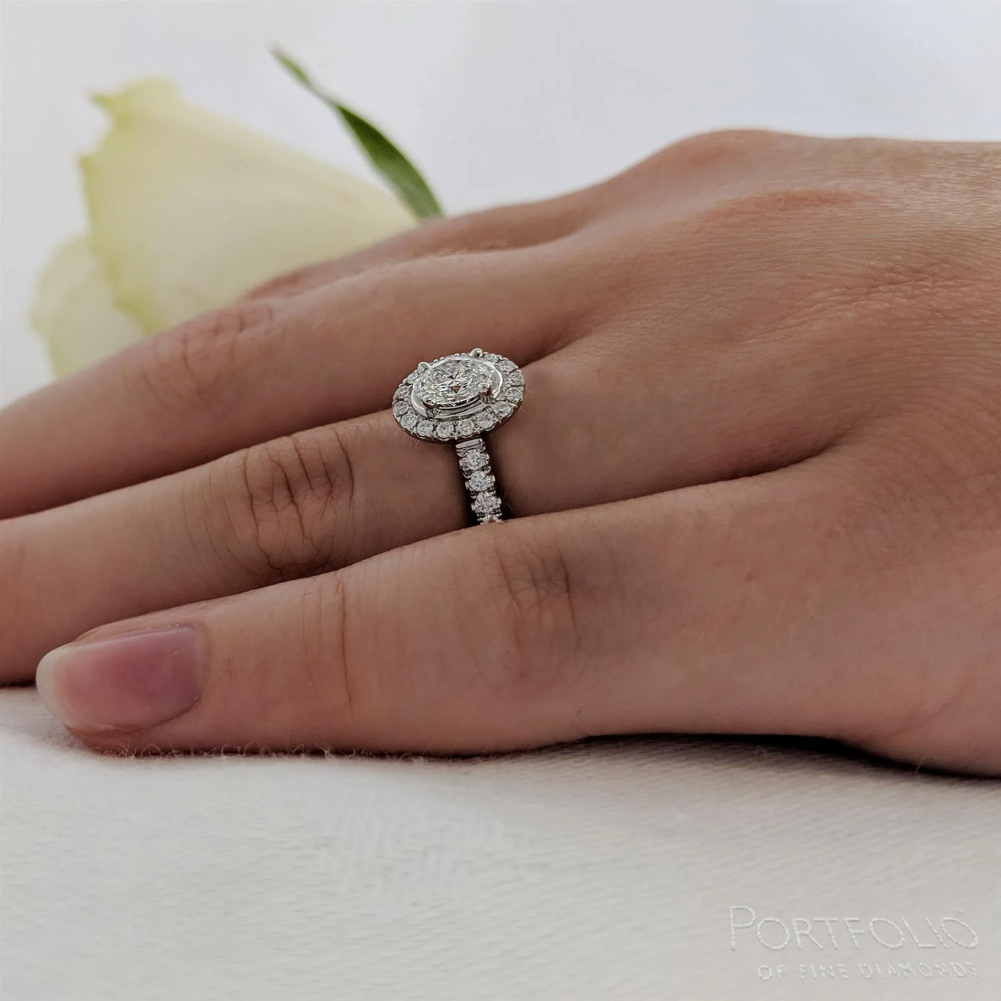 Cluster 0.40ct E SI1 Diamond Platinum Ring