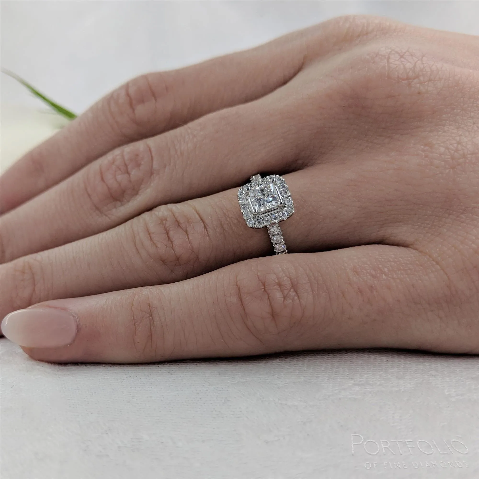 Cluster 0.40ct F VS1 Diamond Platinum Ring