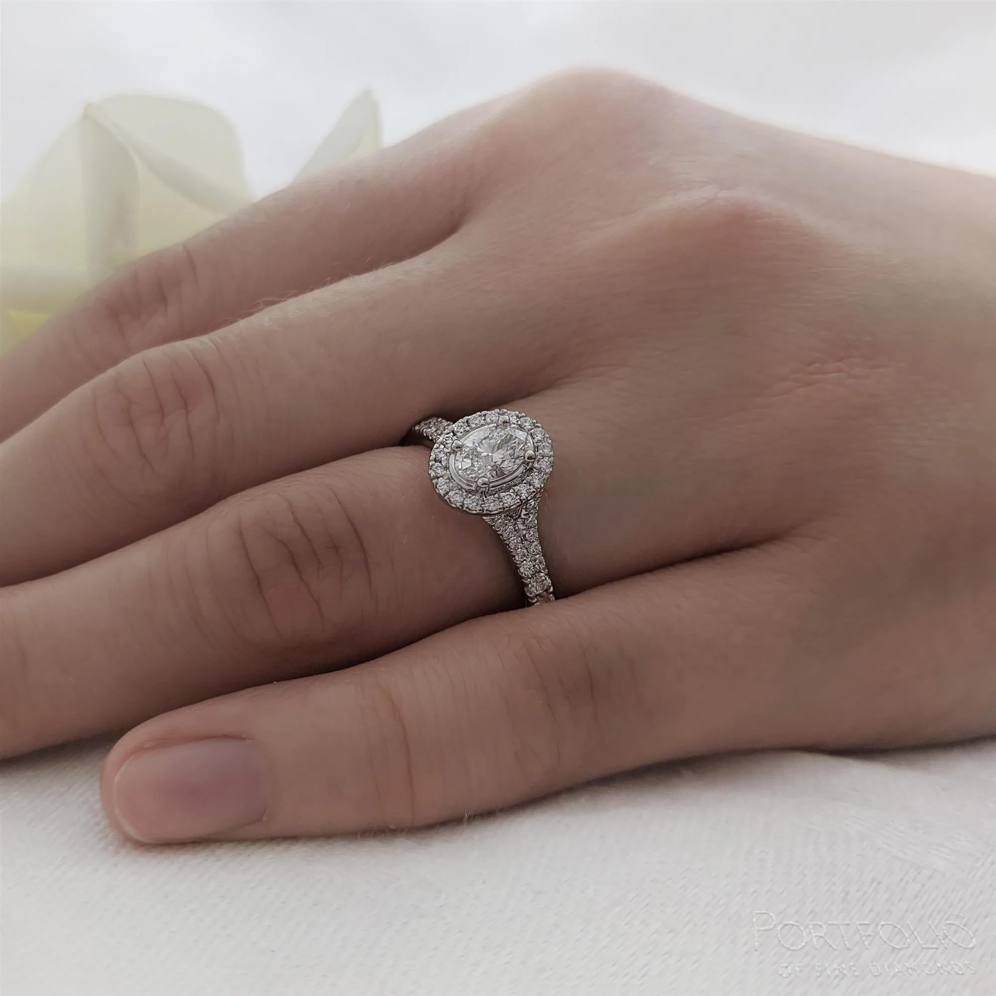 Cluster 0.40ct G VVS2 Diamond Platinum Ring