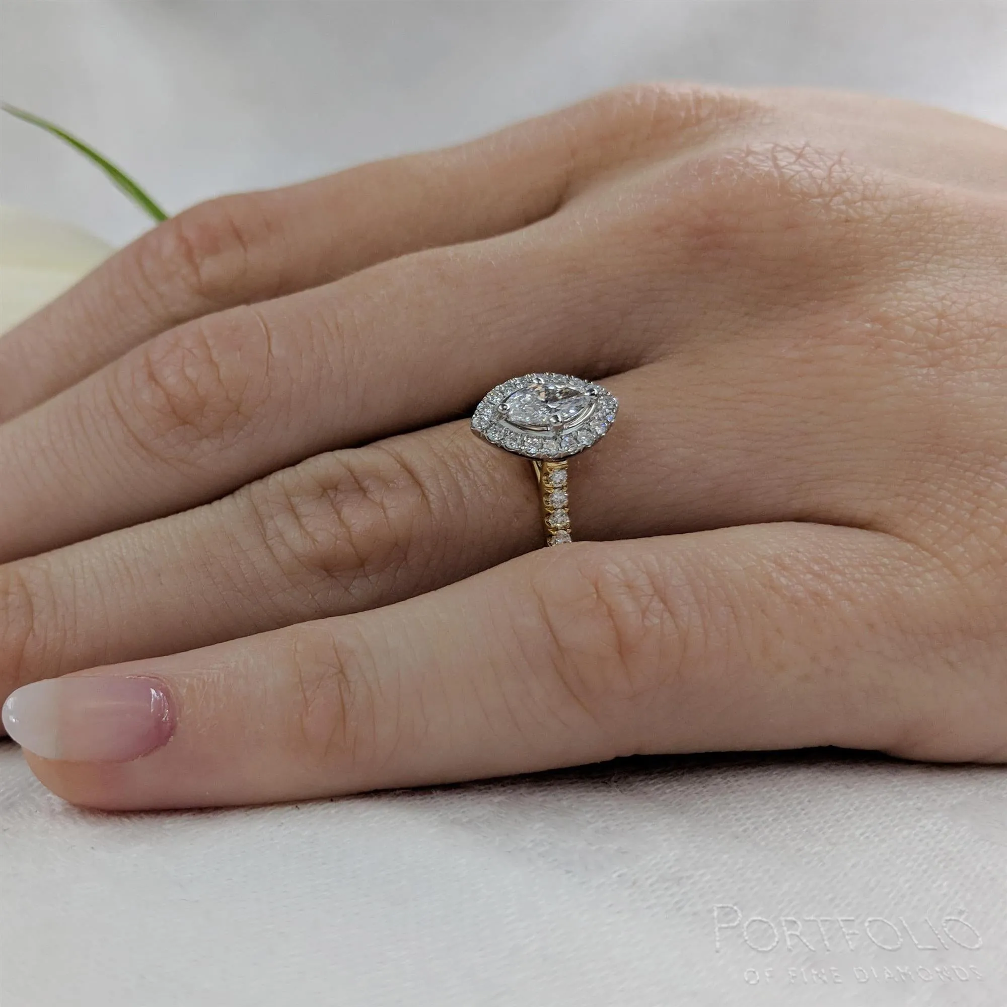 Cluster 0.41ct E VS2 Diamond Yellow Gold/Platinum Ring