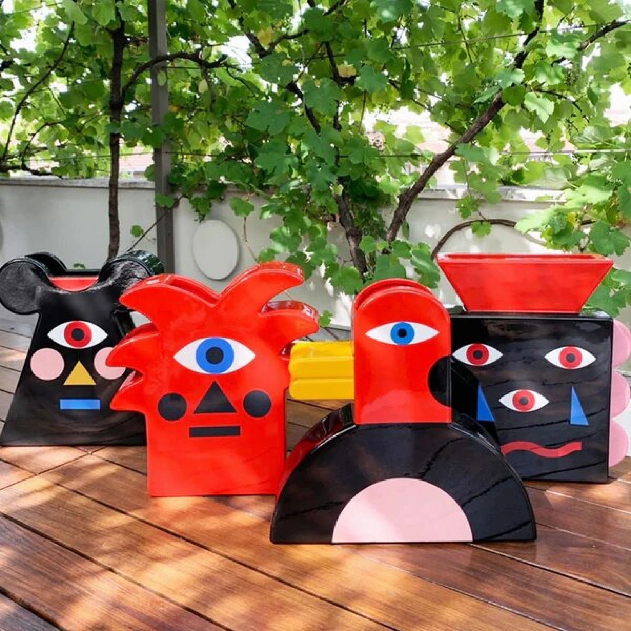 Conical Figurative Ceramic Vase | Qeeboo Oggian Mister Mouse