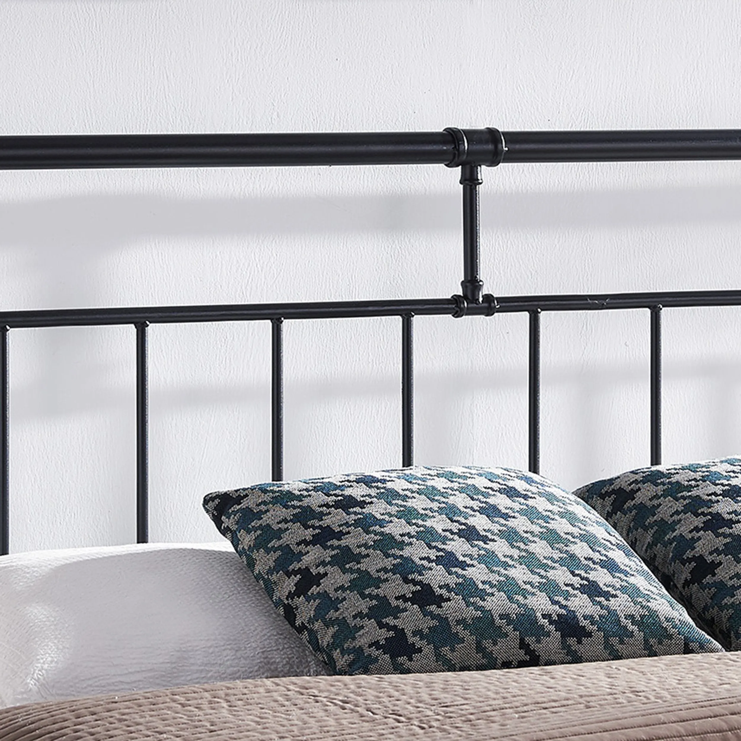 Contemporary Iron Headboard - NH515113