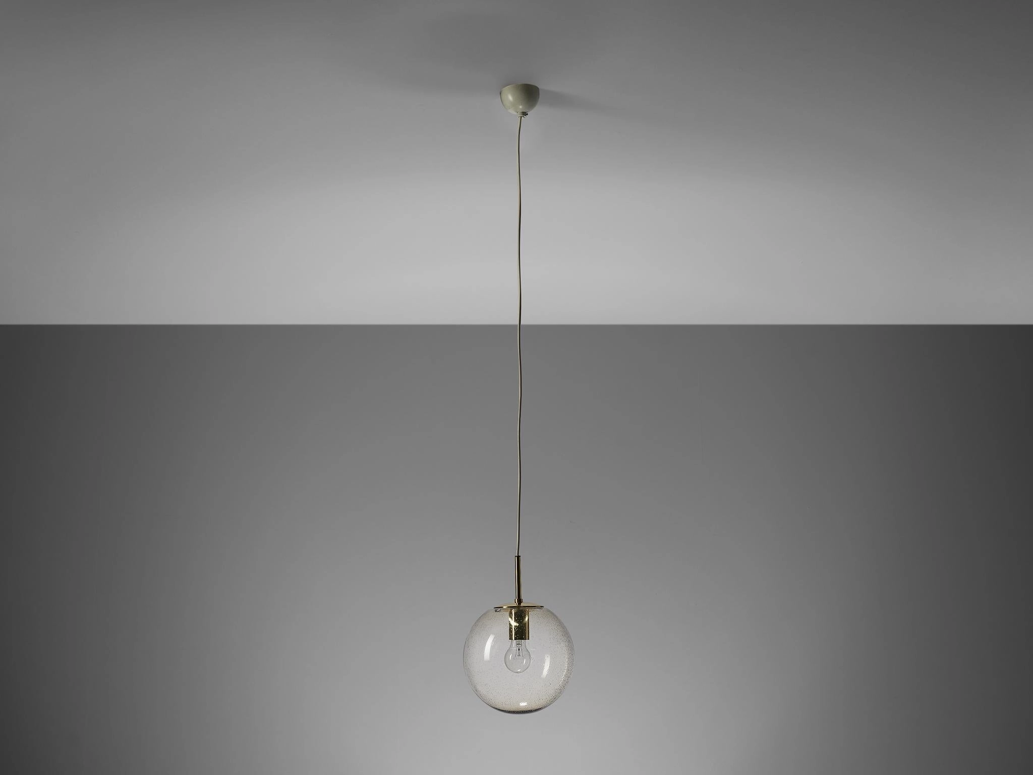 Delicate Italian Pendant in Pulegoso Glass