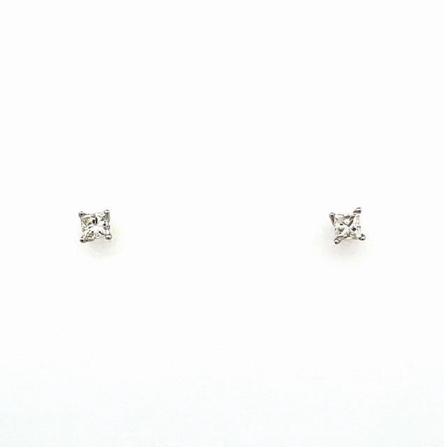 Diamond Stud Earring