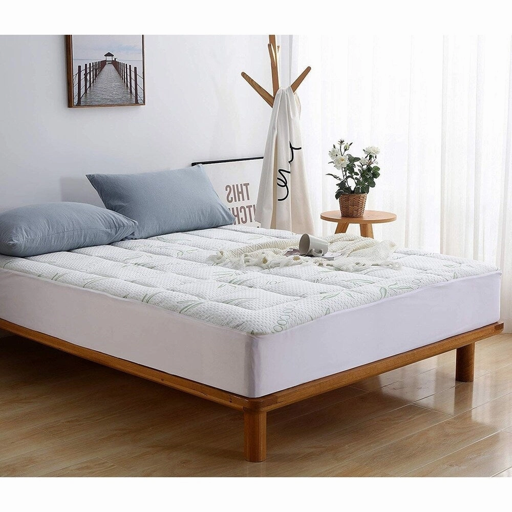 Elegant Comfort Premium Bamboo Mattress Pad - Overfilled & Breathable Cool - White