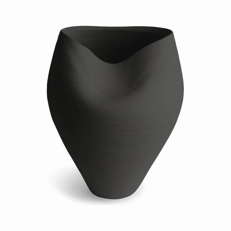 Emelio Vase