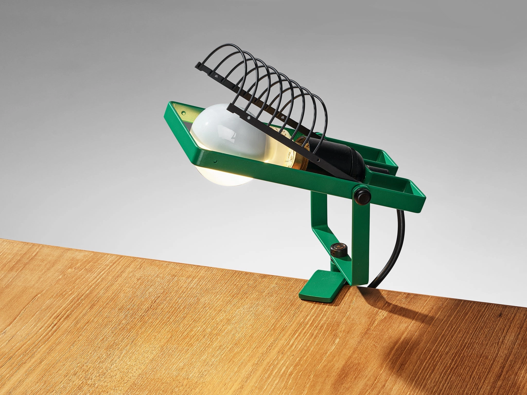 Ernesto Gismondi for Artemide First Edition 'Sintesi' Lamp in Green
