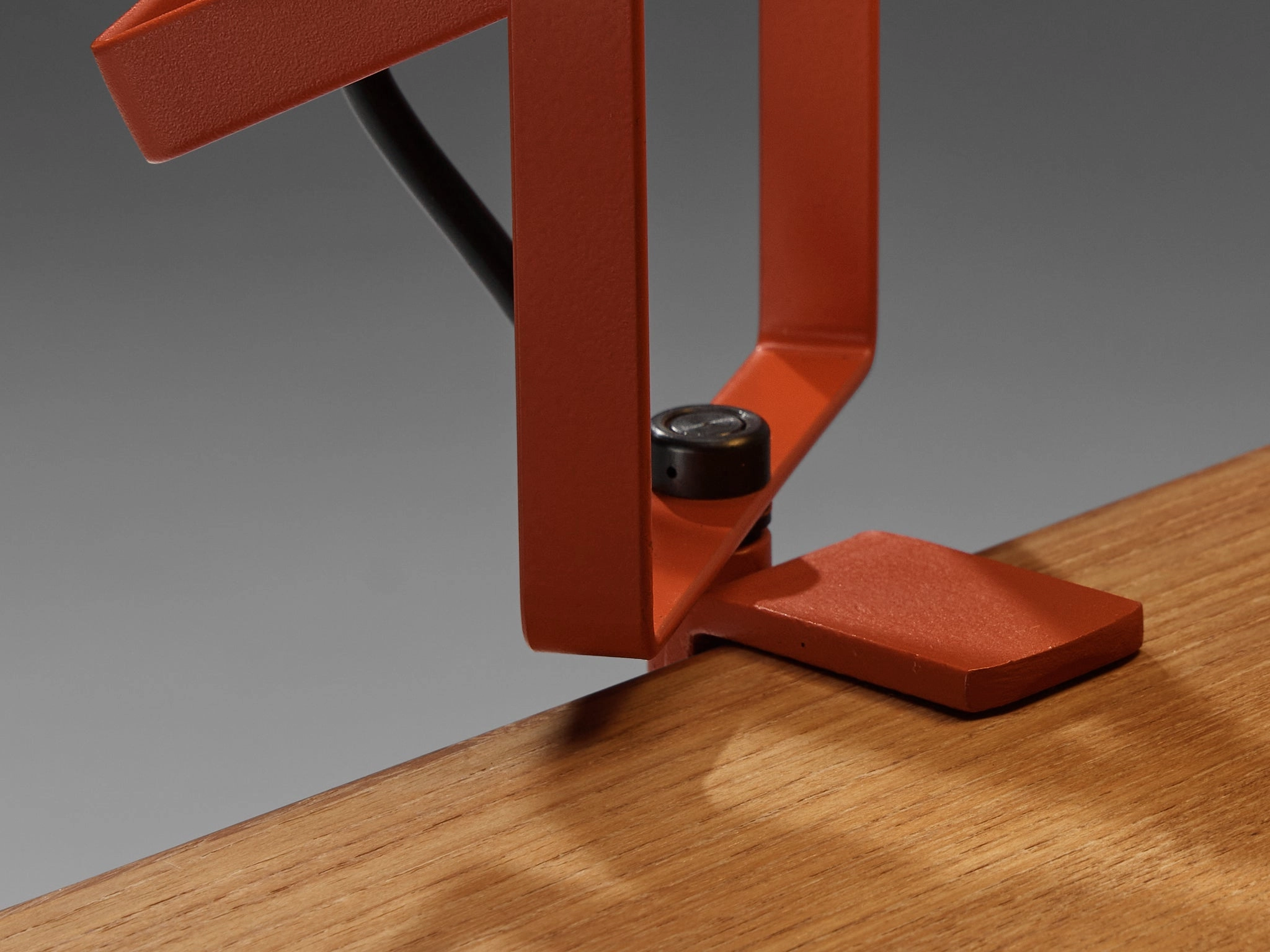 Ernesto Gismondi for Artemide First Edition 'Sintesi' Lamp in Red