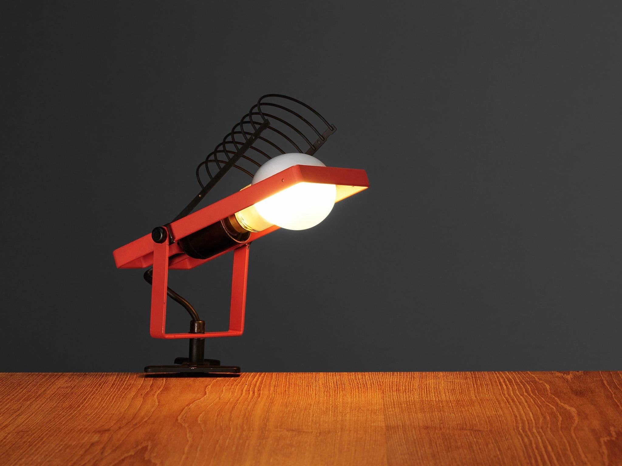 Ernesto Gismondi for Artemide First Edition 'Sintesi' Red Clamp Light