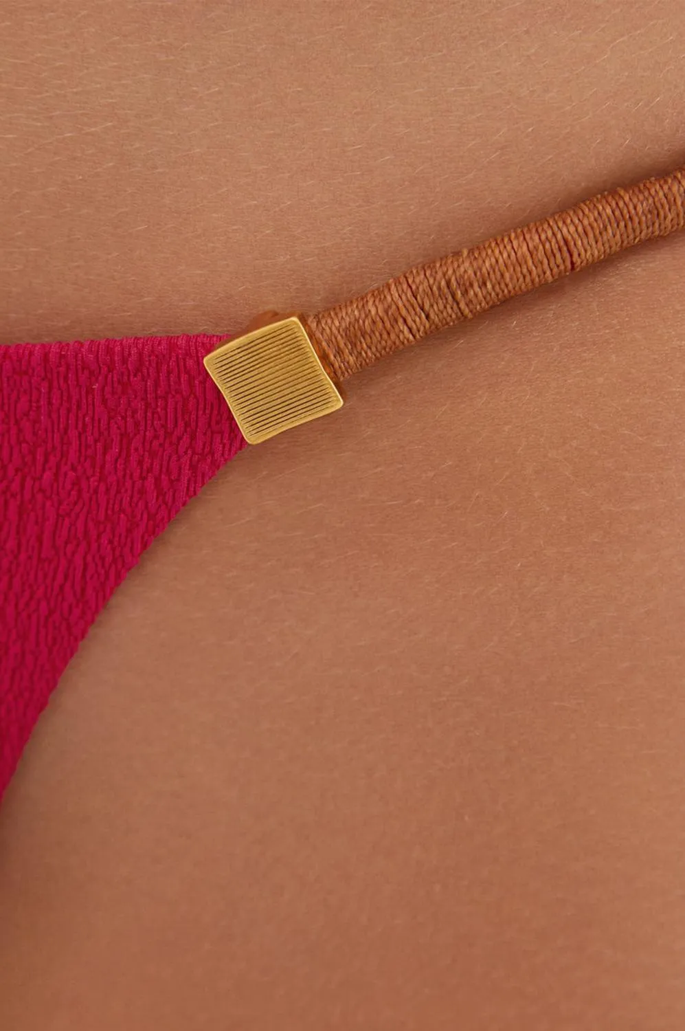 Firenze Aika Full Bottom In Red