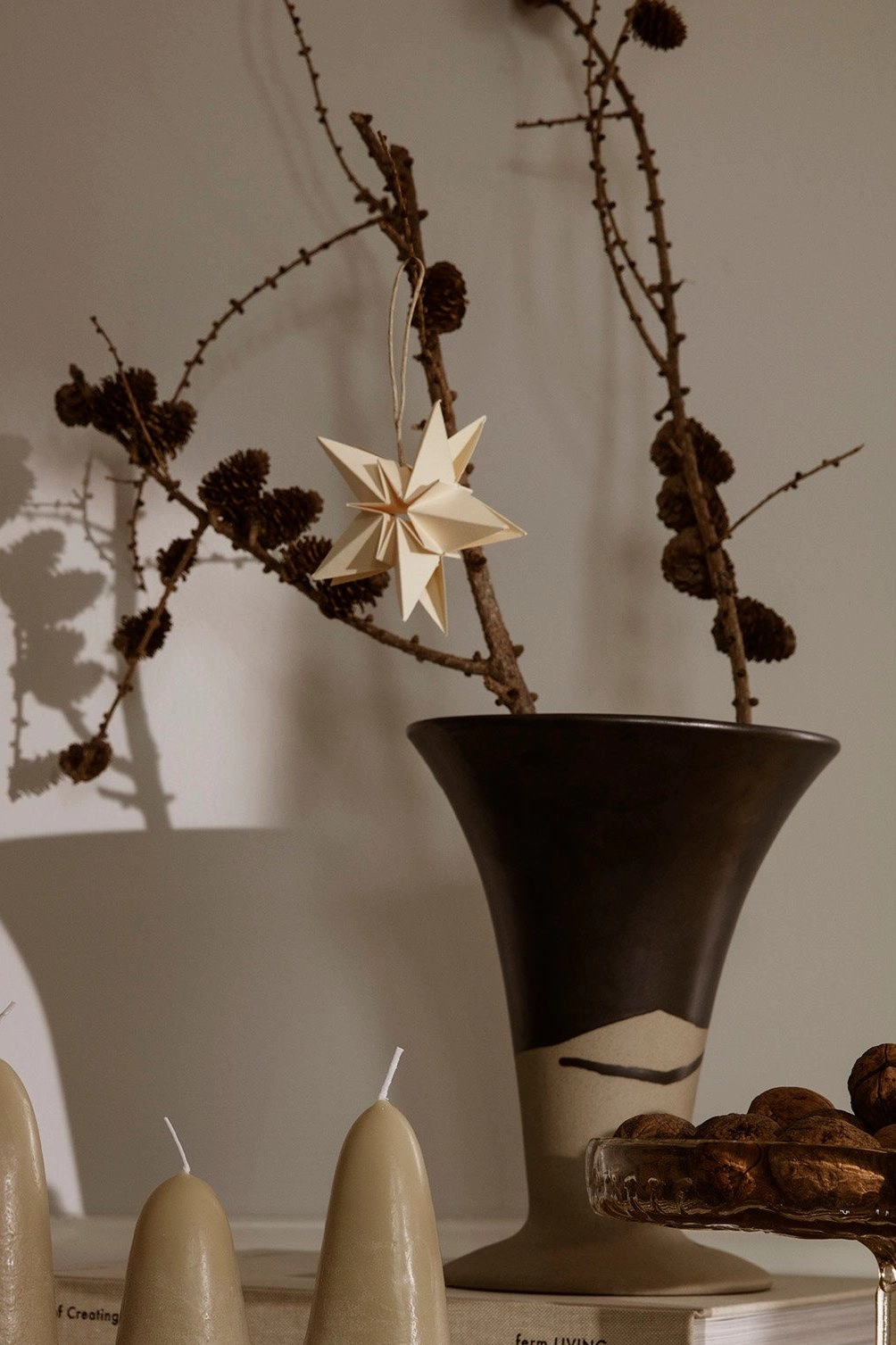 Flores Vase Sand/Black