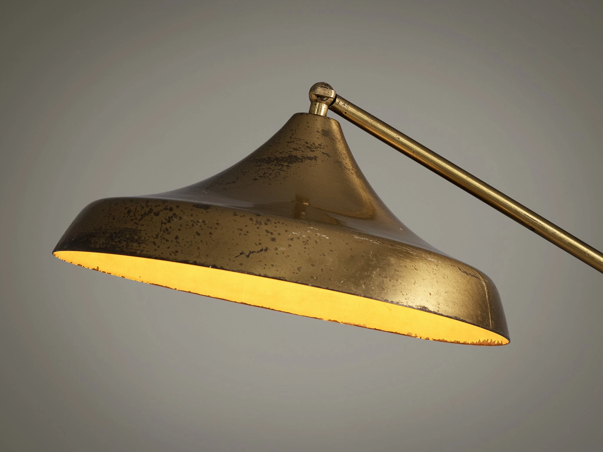 Fontana Arte Floor Lamp in Patinated Brass and Glass