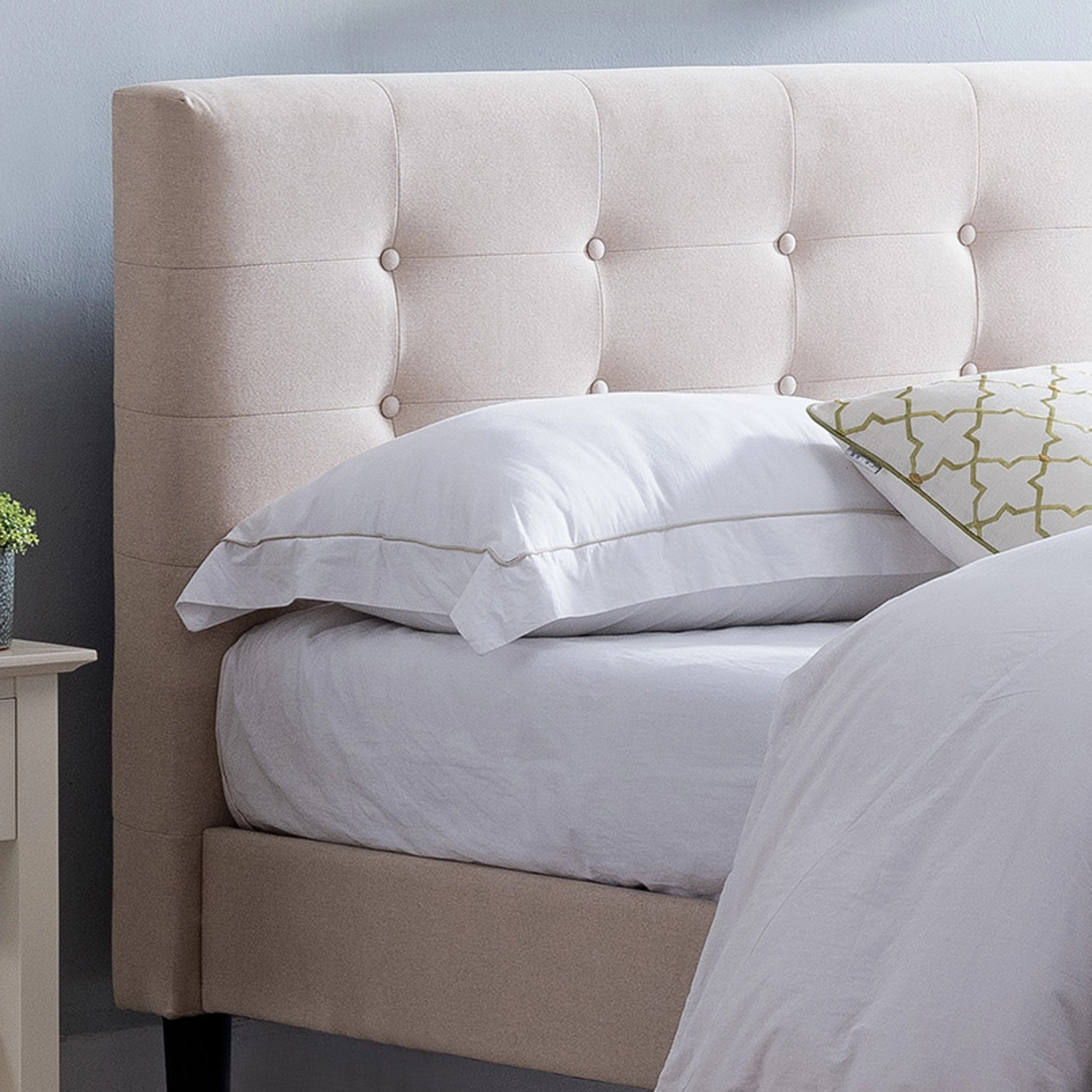 Fully-Upholstered Queen-Size Platform Bed Frame, Modern, Contemporary, Low-Profile - NH355703