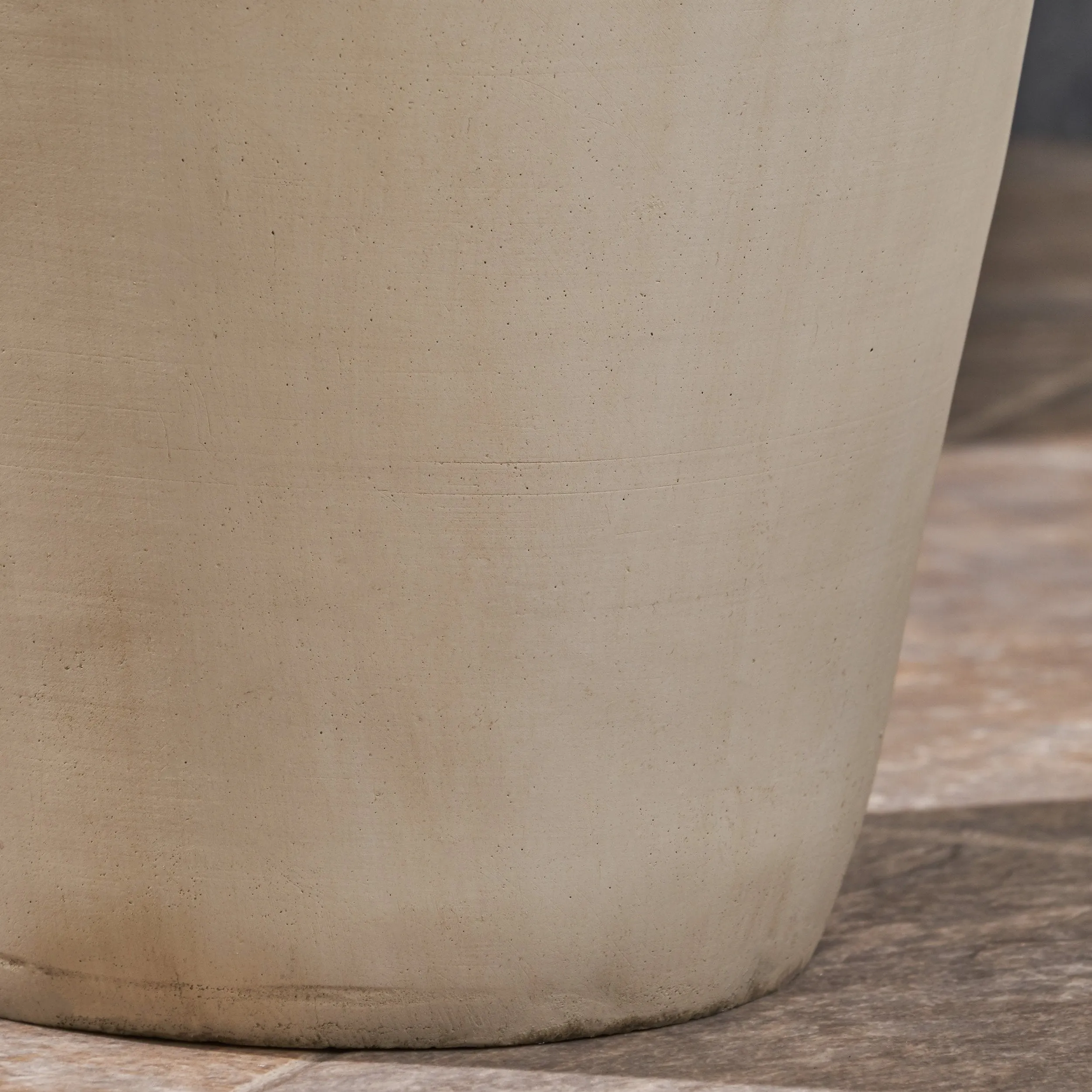Garden Planter Pots, Lipped Edges, Tapered, Botanical Accents (Set of 2) - NH634703