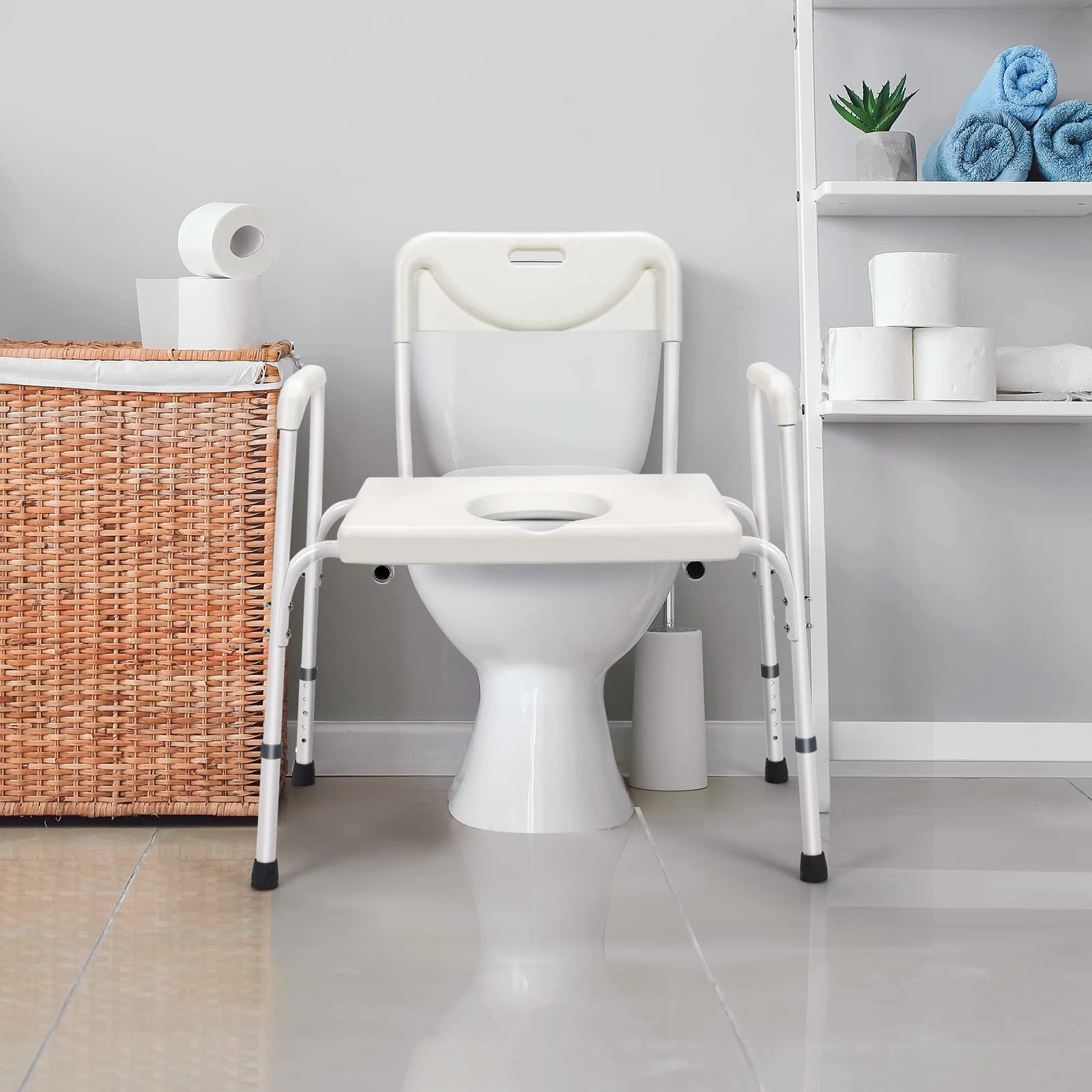 Giantex 3-in-1 Bedside Commode Chair