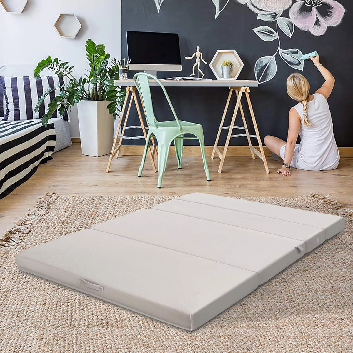 Giantex 4" Thick Folding Portable Mattress Pad Sofa Bed with Carrying Handles