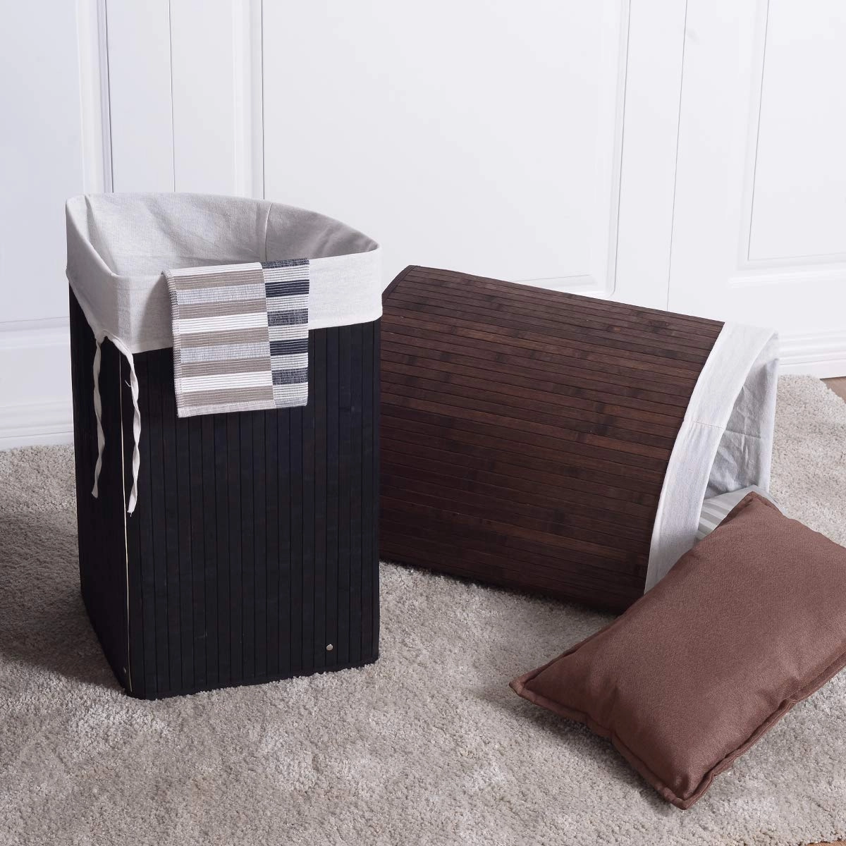 Giantex Corner Laundry Hamper with Lid, Bamboo Laundry Basket with Removable Liner and Handle