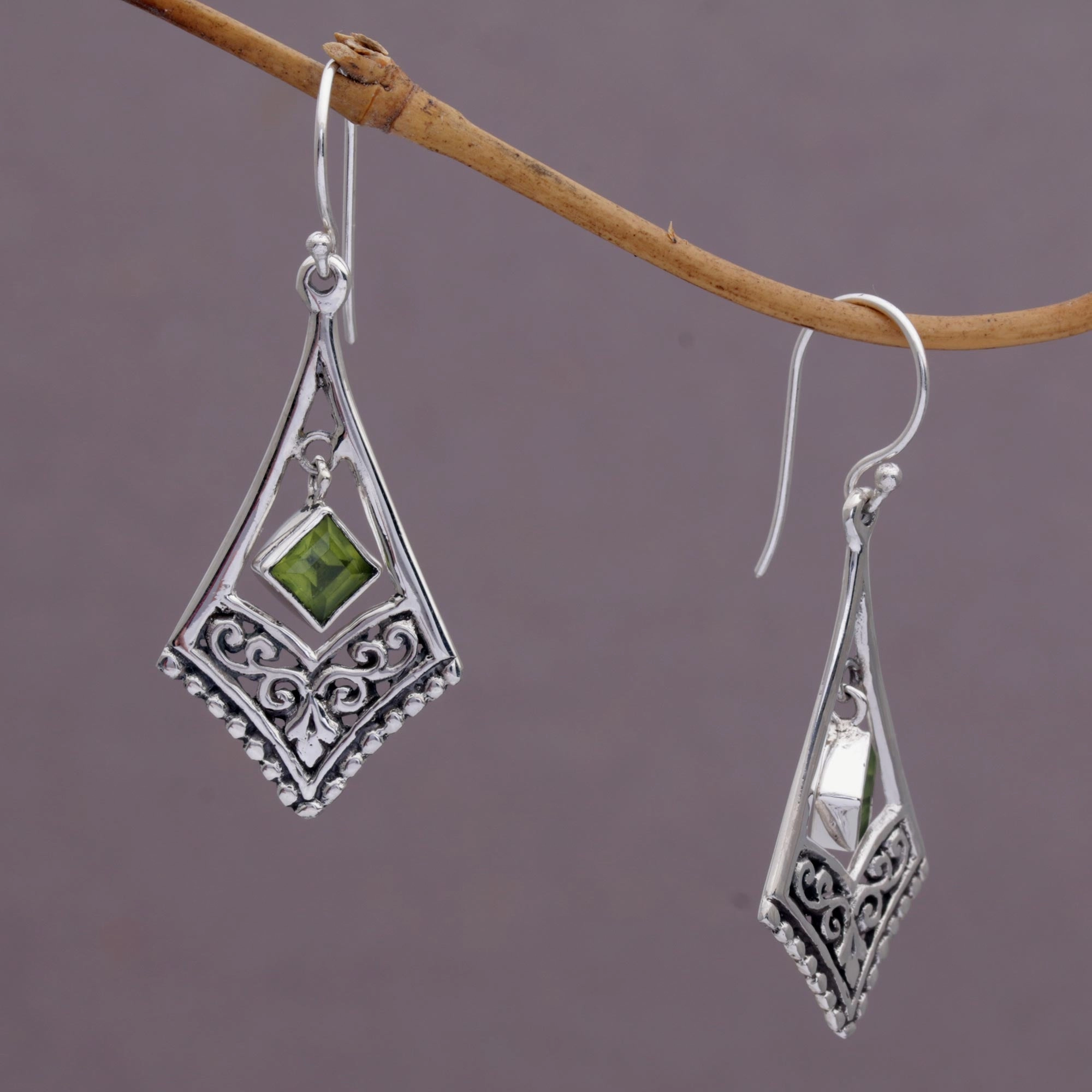Gianyar Dangle Handmade Sterling Silver Green Peridot Dangle Earrings