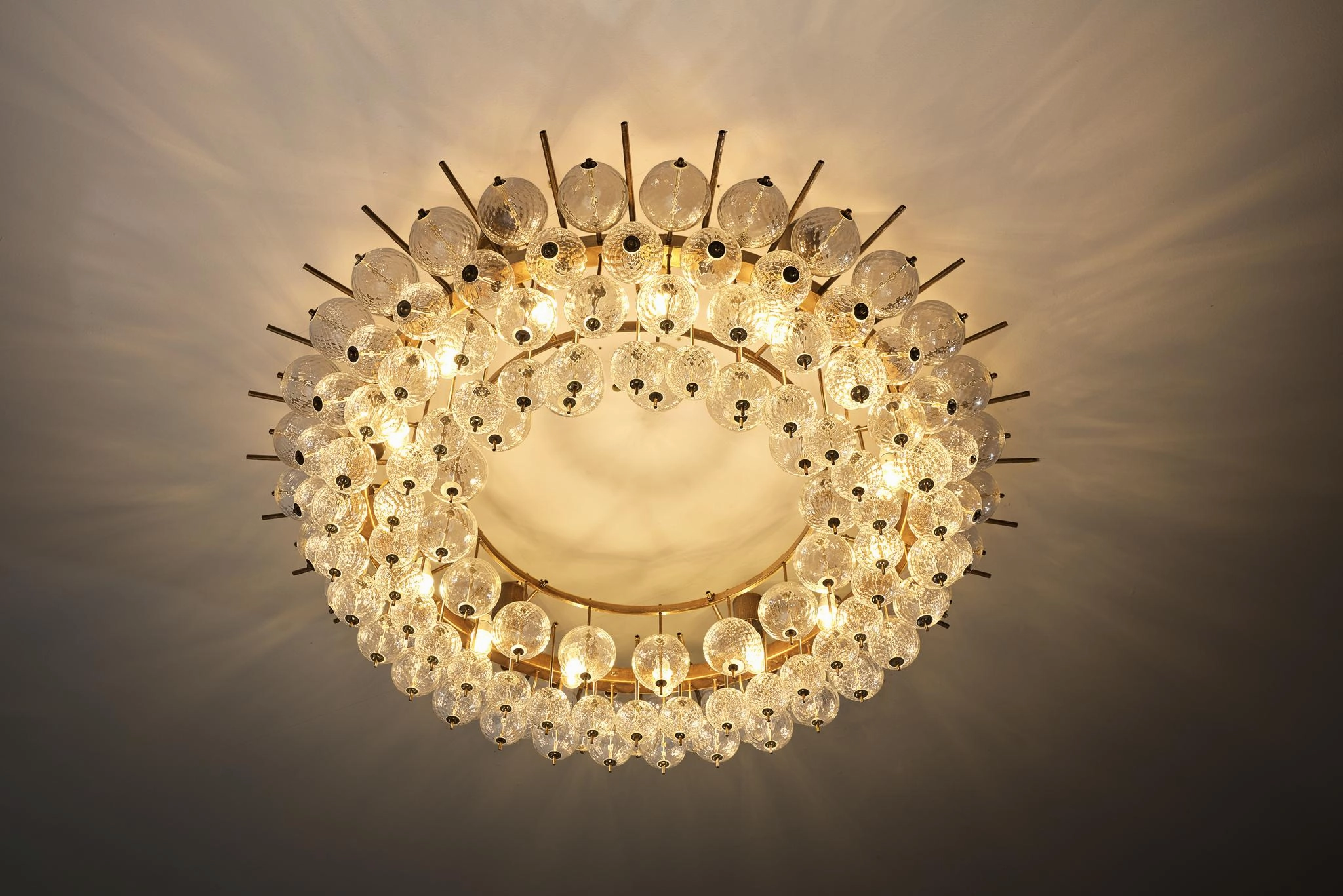 Grand Chandelier in Brass and Ribbed Glass Spheres 153cm/60in