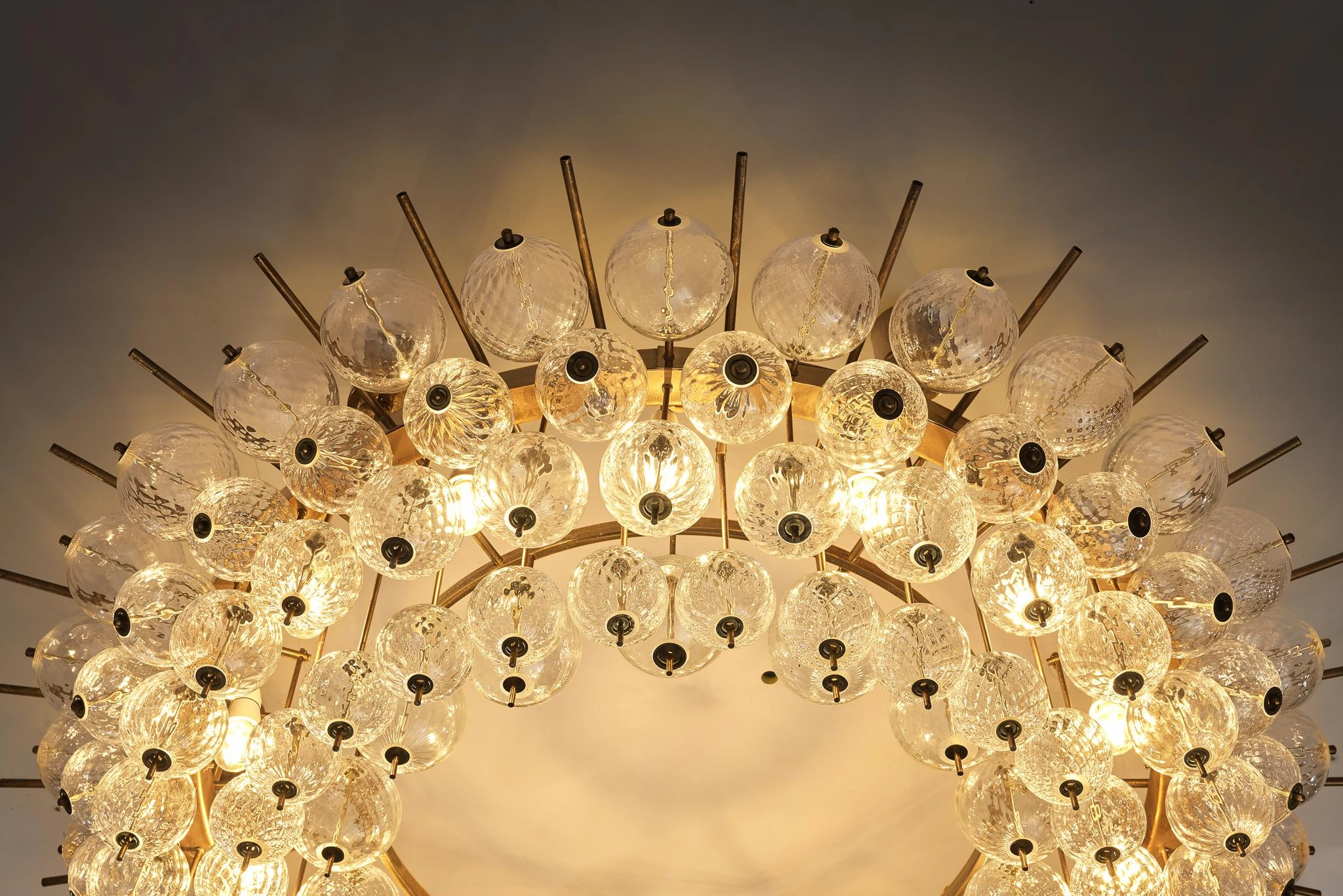 Grand Chandelier in Brass and Ribbed Glass Spheres 153cm/60in